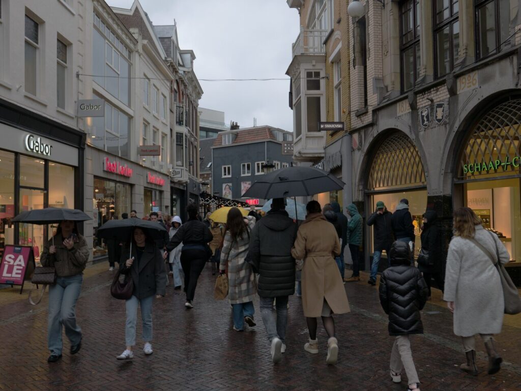 Dienstenplein met de Brandweer in Schiedam