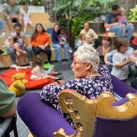 Voorlezen in de Korenbeurs — familie-kids in Schiedam